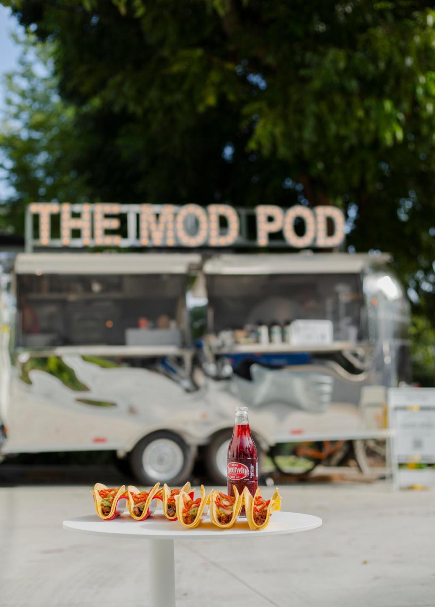 Little Mod Hotel At The University ชาร์ลอตต์สวิลล์ ภายนอก รูปภาพ
